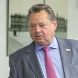 Борис Невзоров: Россия в перспективе поставит на трассу Северного морского пути 11 ледоколов