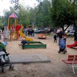Безработные родители продолжат получать по 3 000 рублей на ребенка до конца сентября