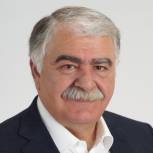 Депутат Госдумы Зелимхан Муцоев приобрел мебель для мастерской колледжа в Новоуральске 