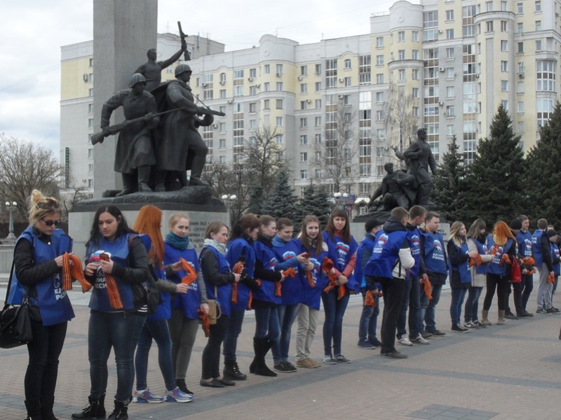  В Брянске стартовала акция «Георгиевская ленточка»