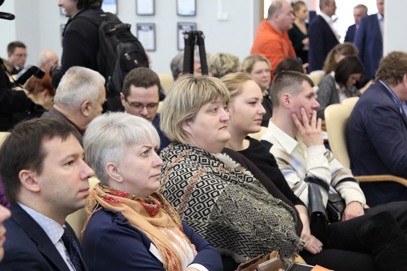   Дебаты участников предварительного голосования в регионах РФ. Ленинградская область