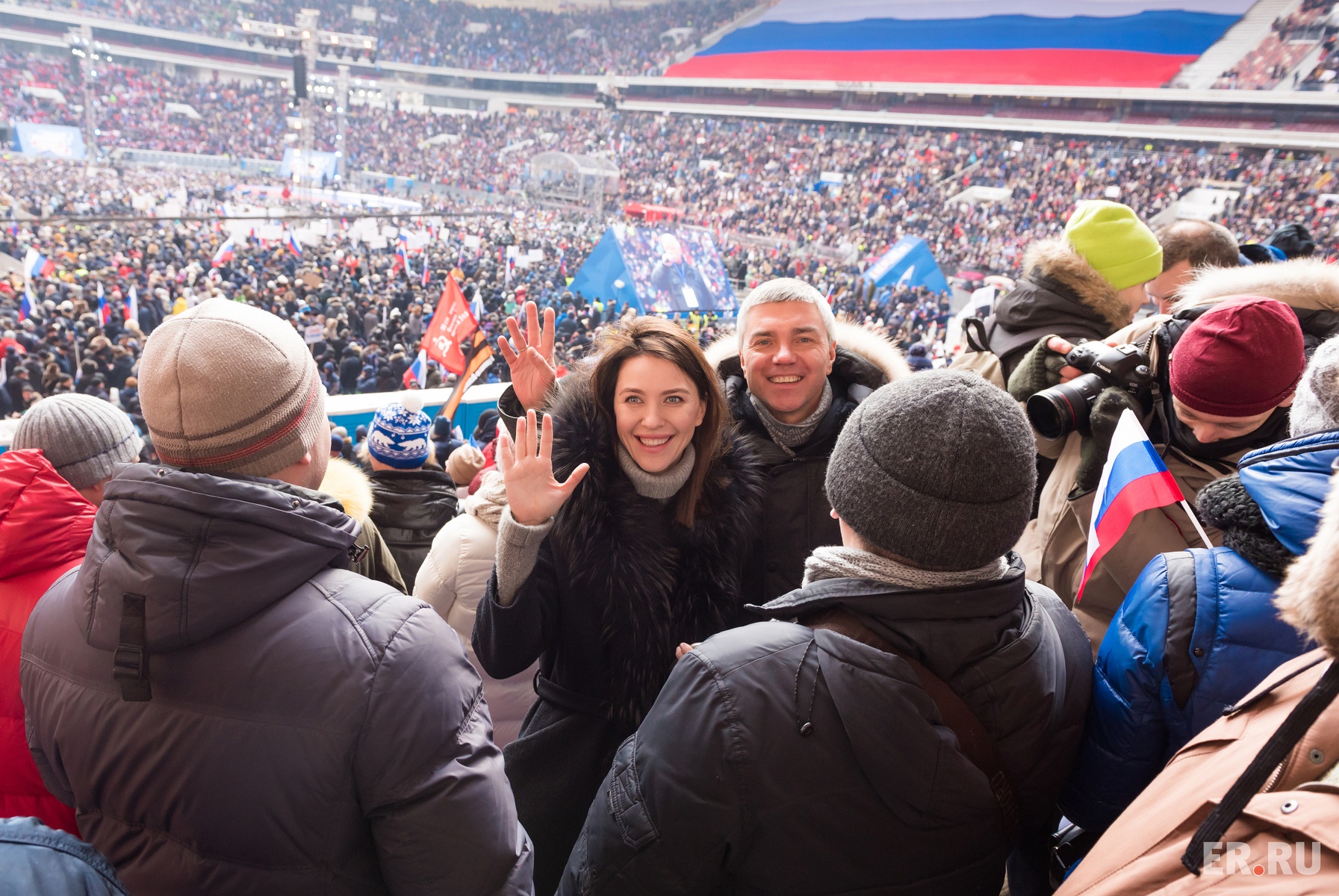  Представители ЕР приняли участие в митинге «За сильную Россию» в поддержку кандидата в Президенты РФ Владимира Путина
