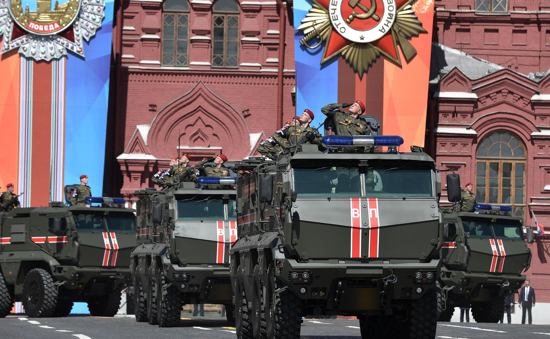  Военный парад в честь 73-й годовщины Победы в Великой Отечественной войне. Фото: пресс-службы Президента РФ