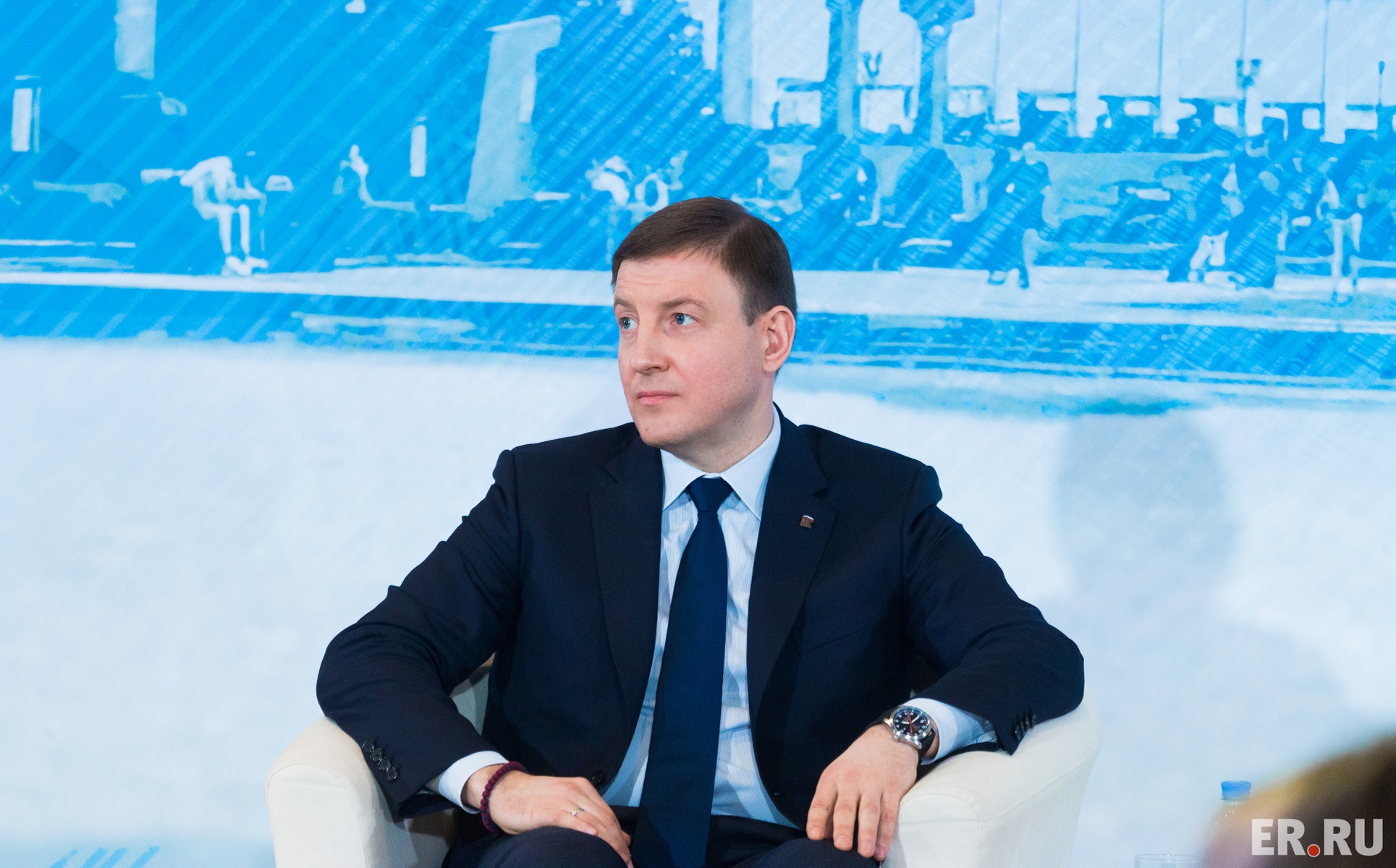 Дмитрий Медведев встретился с волонтерами в рамках подготовки к празднованию 75-летия Победы в Великой Отечественной войне