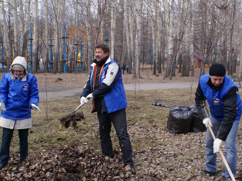 В Кузбассе продолжаются субботники в рамках месячника «Чистый город – чистый Кузбасс!»
