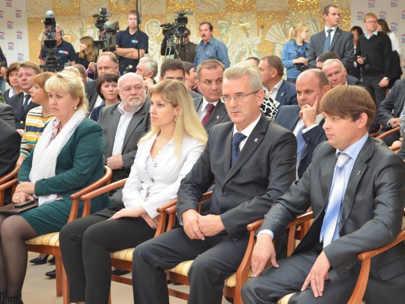 Встреча председателя партии Дмитрия Медведева с активом Пензенского отделения «Единой России» 12 сентября 2012 года