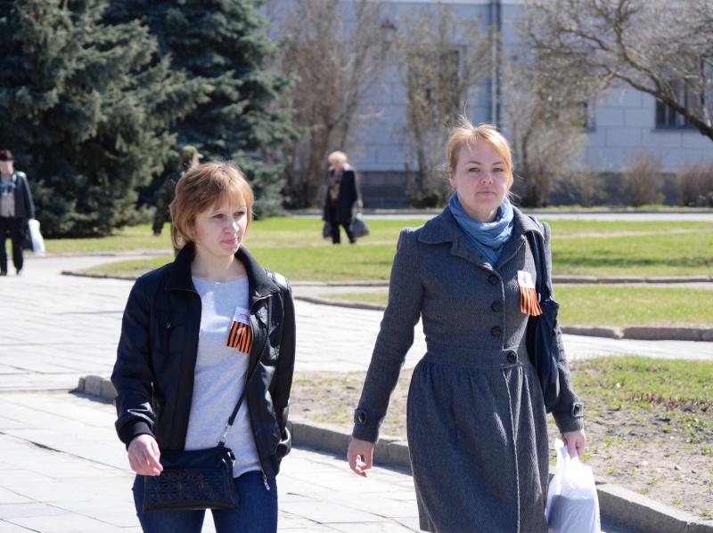 Акция “Георгиевская ленточка” стартовала в Пскове 3 мая