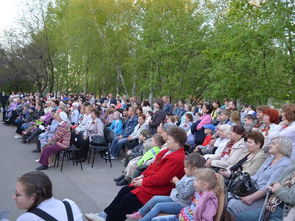 Гимназия №13 Пензы. Мероприятие, посвященное 68-ой годовщины Победы в Великой Отечественной войне