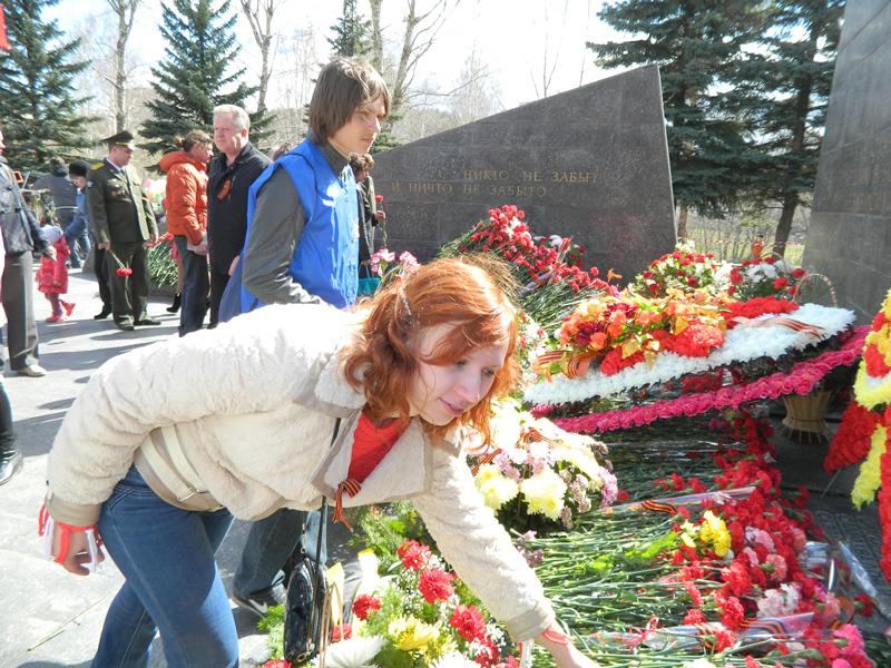 Новоуральск: Торжественное шествие в честь Дня победы