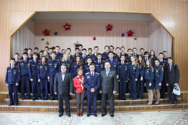 Геннадий Матвеев встретился с учениками школы №10 города Новочебоксарска