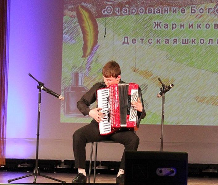 Камышловцы заявили о себе на концерте-презентации "Знакомьтесь, это мы!"