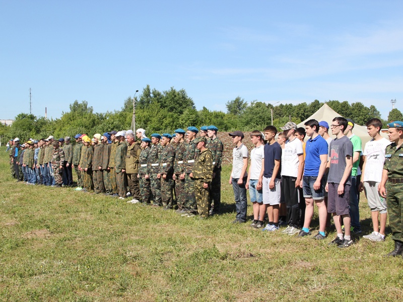 Открытие военно-патриотического лагеря Союза десантников Чувашии (02.06.2014)