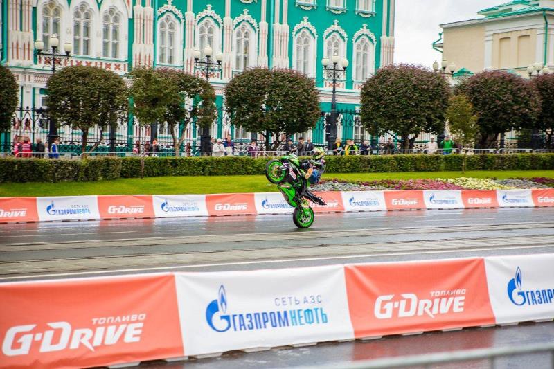 Автошоу "Формулы1" в Екатеринбурге