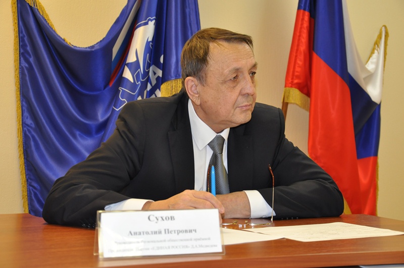 Анатолий Сухов провел прием граждан