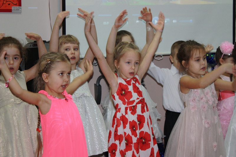5-летие детского сада "Уральские самоцветики"