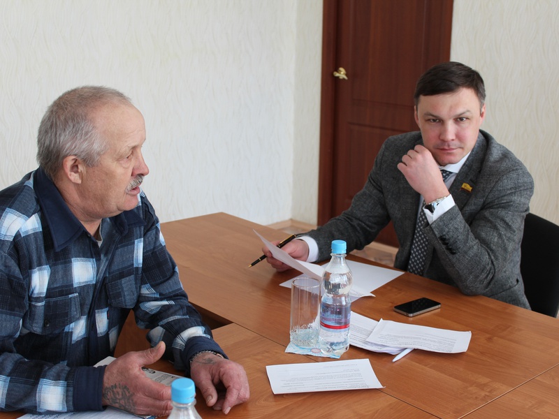 Руководитель Региональной общественной приемной Николай Николаев провел выездной прием граждан в Красноармейском районе