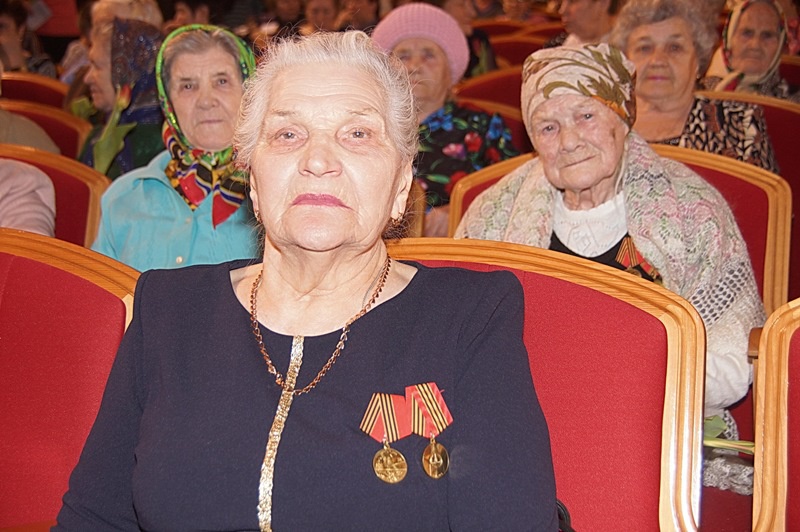 Вручение юбилейных наград, Березовский