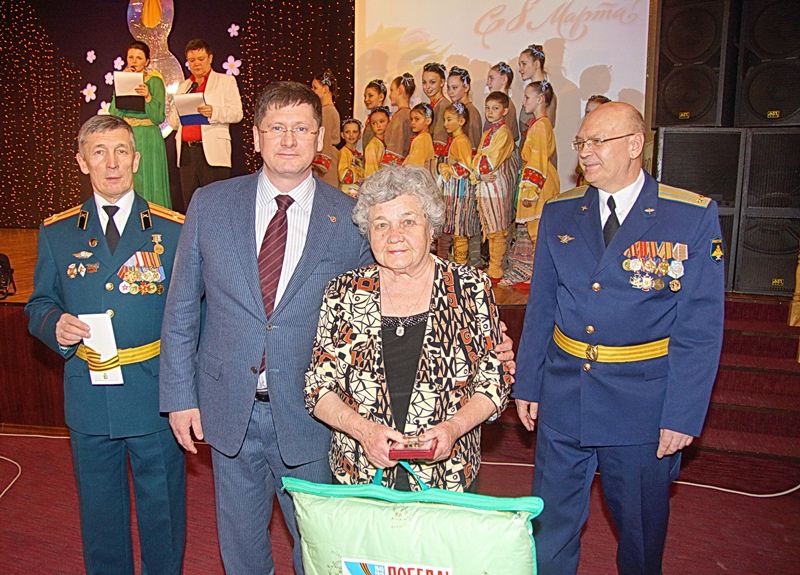 Вручение юбилейных наград, Березовский
