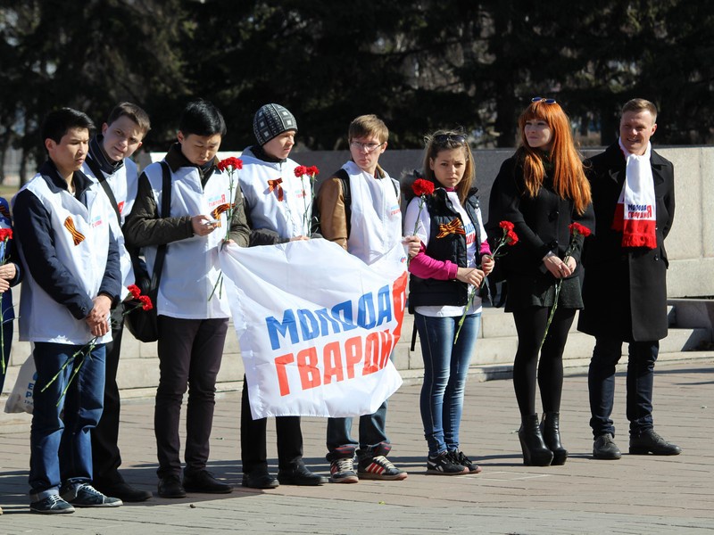 Участники автопробега «Южно-Сахалинск-Севастополь» в Иркутске