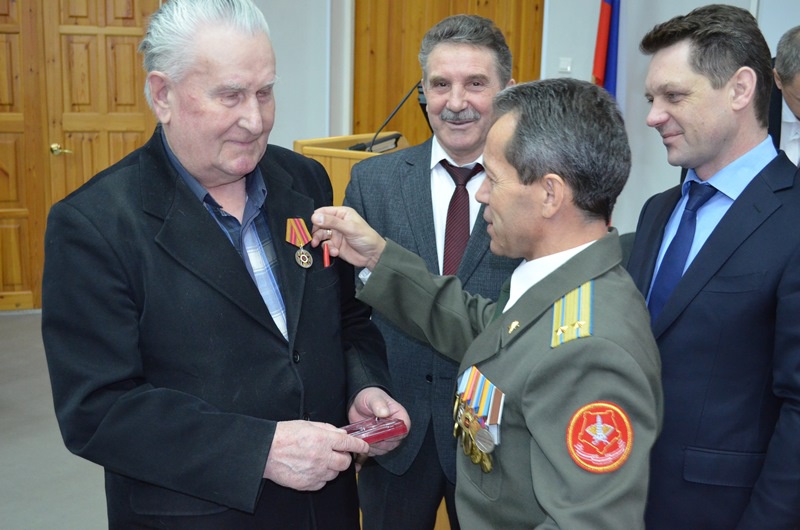 Вручение юбилейных наград ветеранам, Асбест