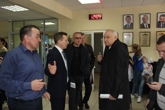 Визит руководителя партийного проекта "Строительство ФОК" Гильмутдинова И.И. в Чувашию (18.04.2015)