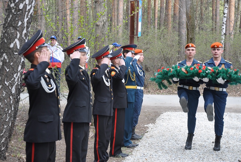 Закладка памятника, посвященного солдатам Великой Отечественной войны, 07.05