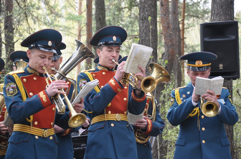 Закладка памятника, посвященного солдатам Великой Отечественной войны, 07.05