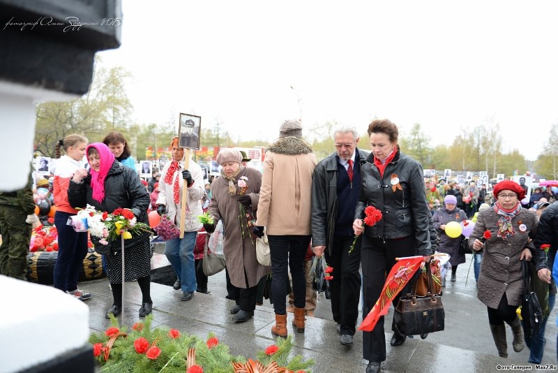 День Победы, Асбест