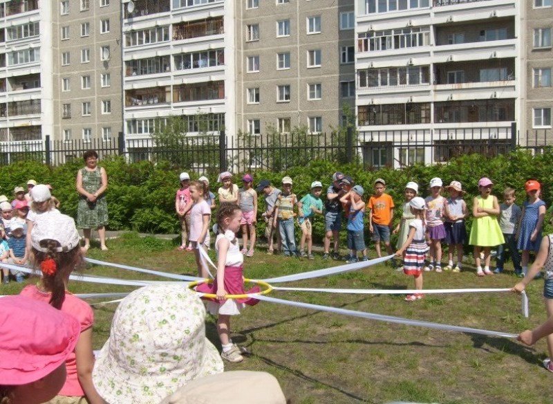 Праздник детства в детском саду №180