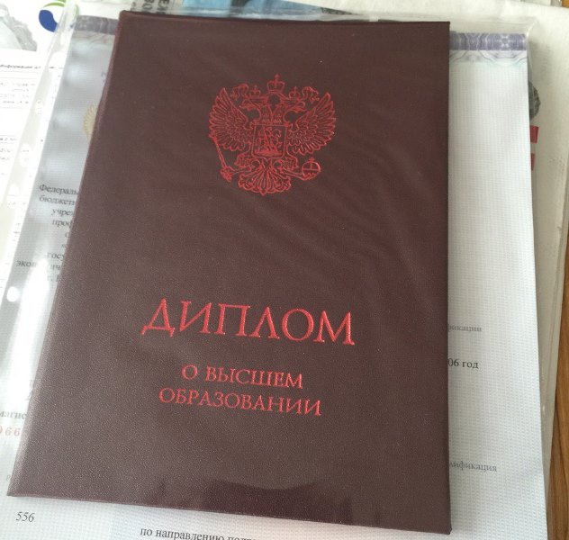 Единороссы Академического закончили магистратуру УрГЭУ с красными дипломами, 3 июля 2015 г.