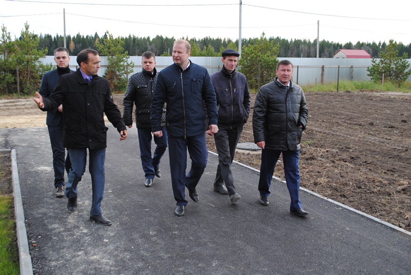 Виктор Шептий поздравил тугулымцев с 90-летием городского округа (2.10.2015)