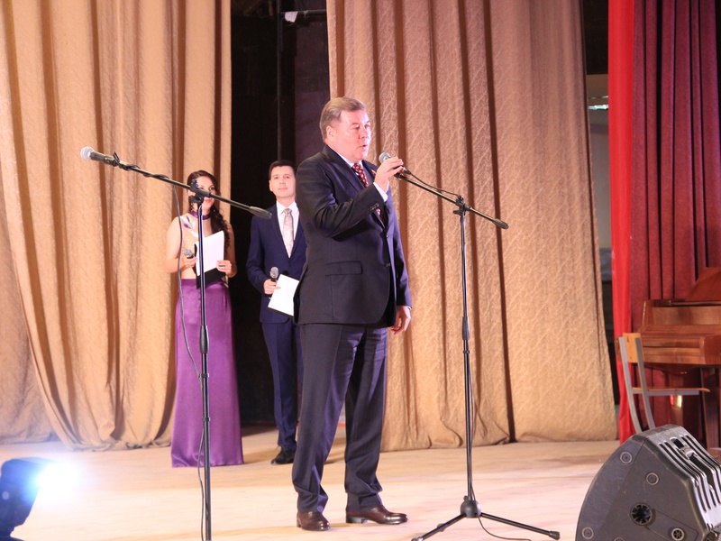 Николай Малов принял участие в торжественном мероприятии в честь Дня Учителя