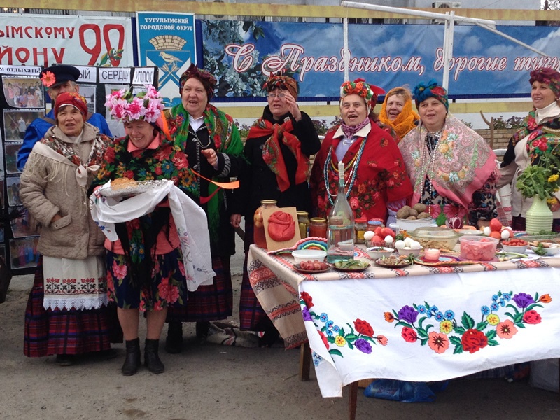Виктор Шептий поздравил тугулымцев с 90-летием городского округа (2.10.2015)