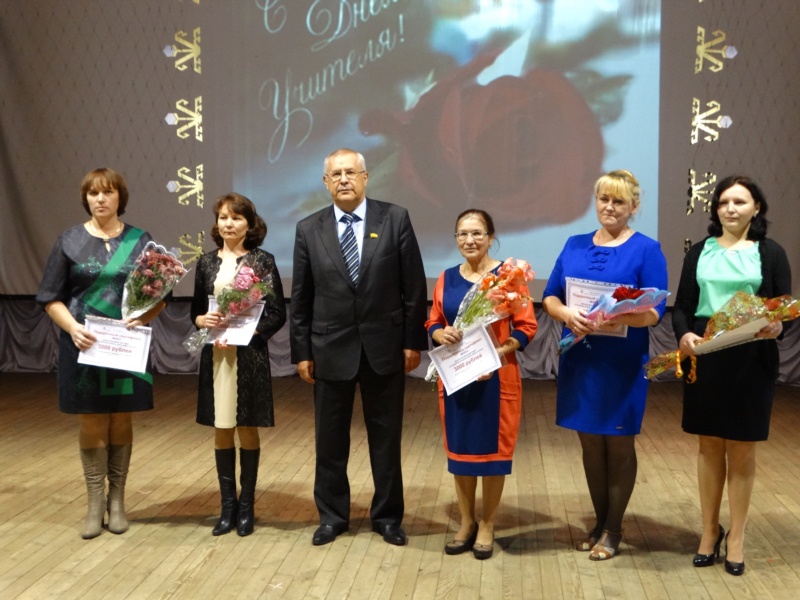 В Красночетайском районе состоялось чествование педагогов и работников дошкольного образования