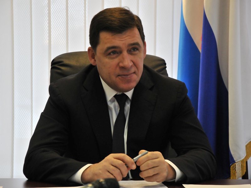 Евгений Куйвашев ответил на вопросы свердловчан в рамках Единого дня приема граждан (1.12.2015)