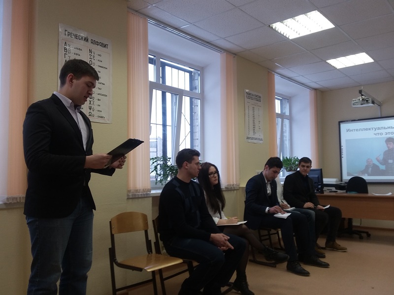 В Первоуральском металлургическом колледже по инициативе единороссов прошли молодежные дебаты (25.01.2016)