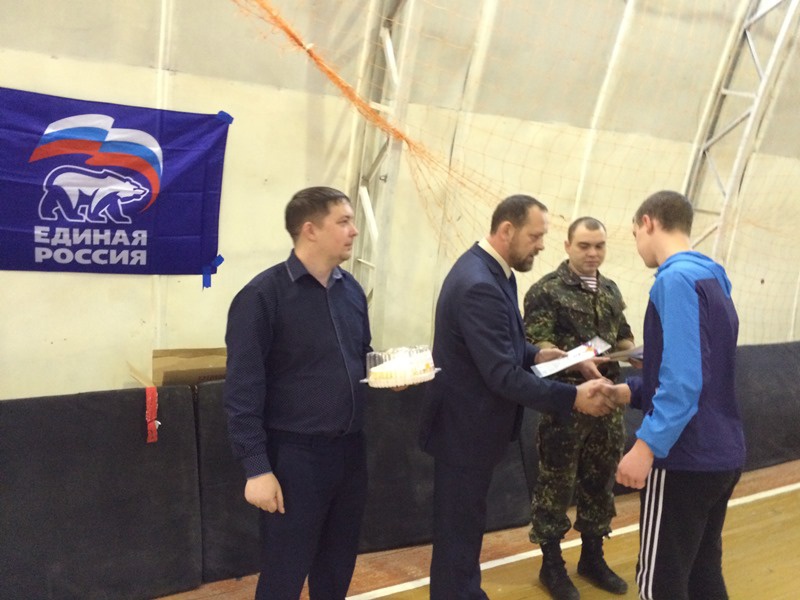 В Алапаевске при поддержке местных партийцев прошла «Зарница» (15.02.2016)