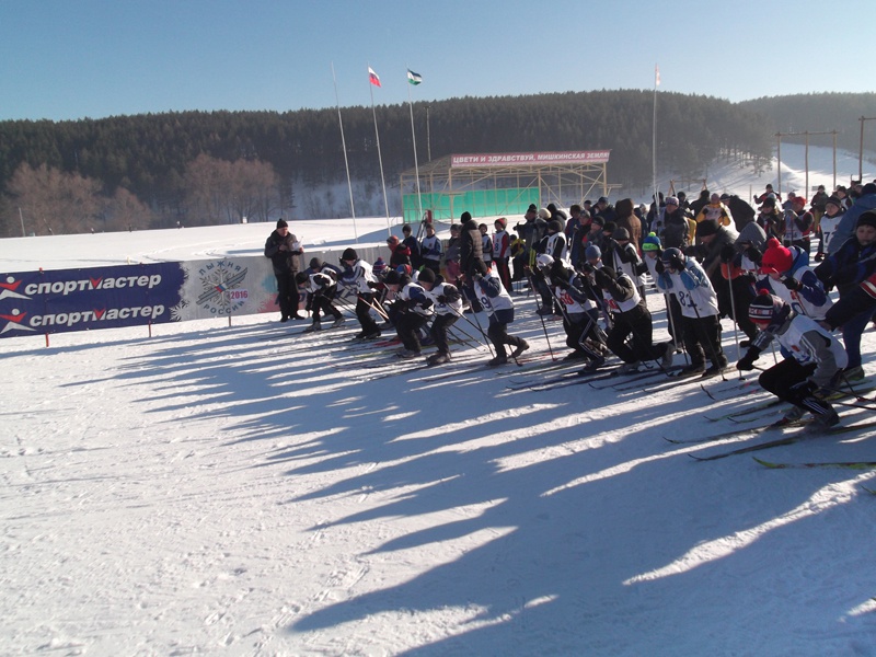 В Мишкинском районе прошли соревнования по лыжным гонкам, посвященные «Лыжне России»