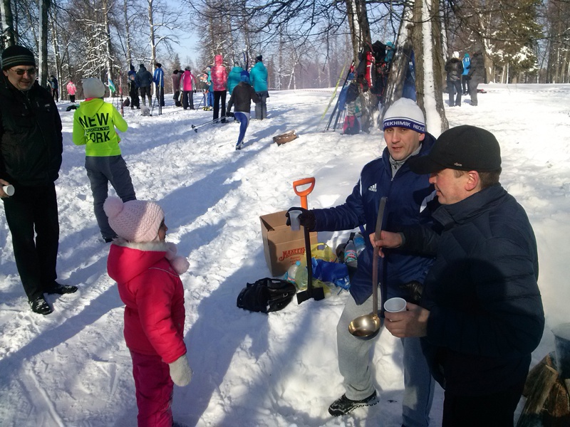 На Павловке прошли соревнования по лыжным гонкам с участием «Единой России»