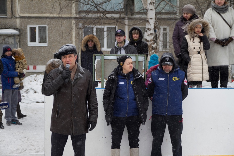 Партийцы наградили победителей турнира «Выходи во двор» (10.03.2016)