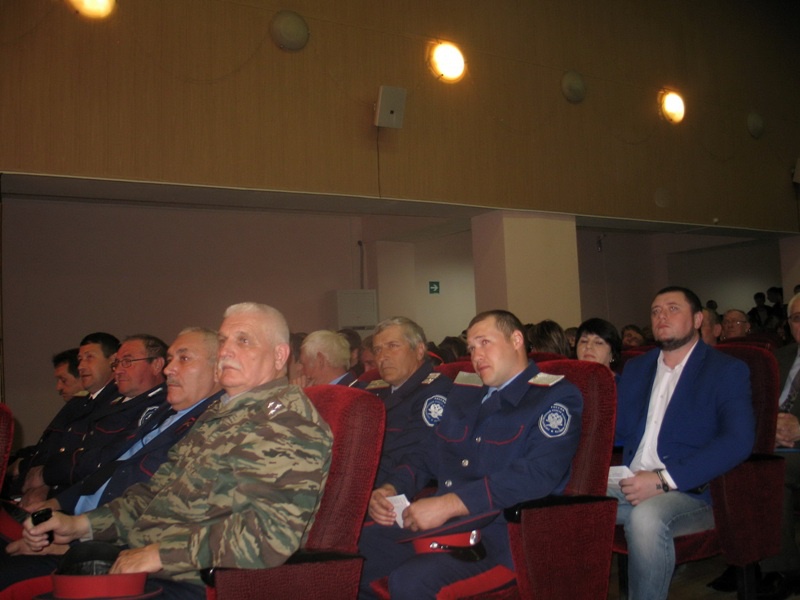 Дебаты участников предварительного голосования в Усть-Ддонецком районе