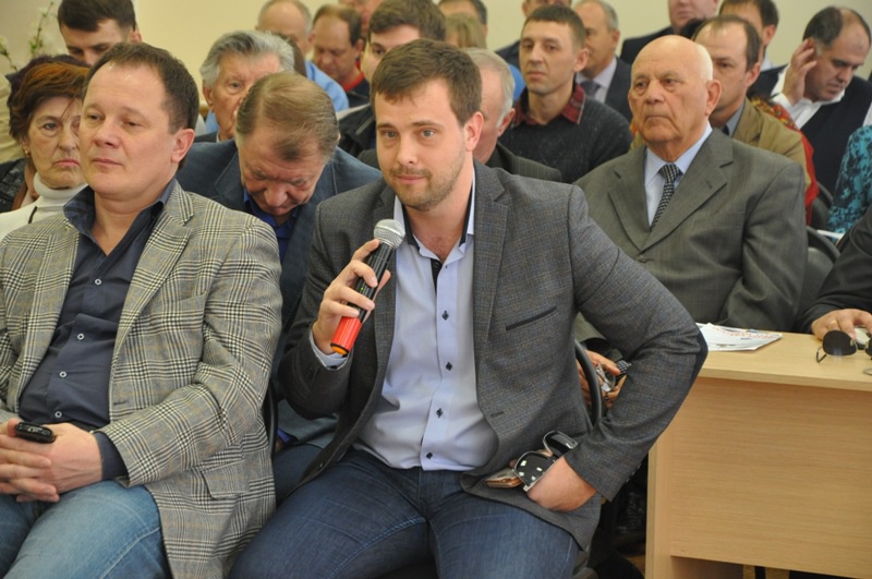 Дебаты участников предварительного голосования в Азове