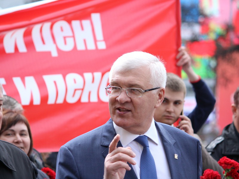 Партийцы вместе с жителями Иркутской области встретили Первомай