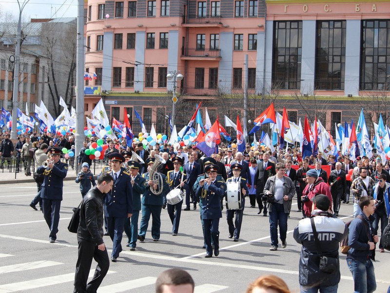 Партийцы вместе с жителями Иркутской области встретили Первомай