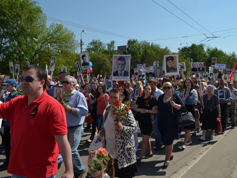 Тысячи жителей Пензы присоединились к акции «Бессмертный полк»