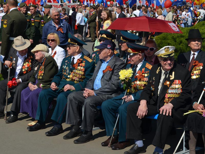 Тысячи жителей Пензы присоединились к акции «Бессмертный полк»