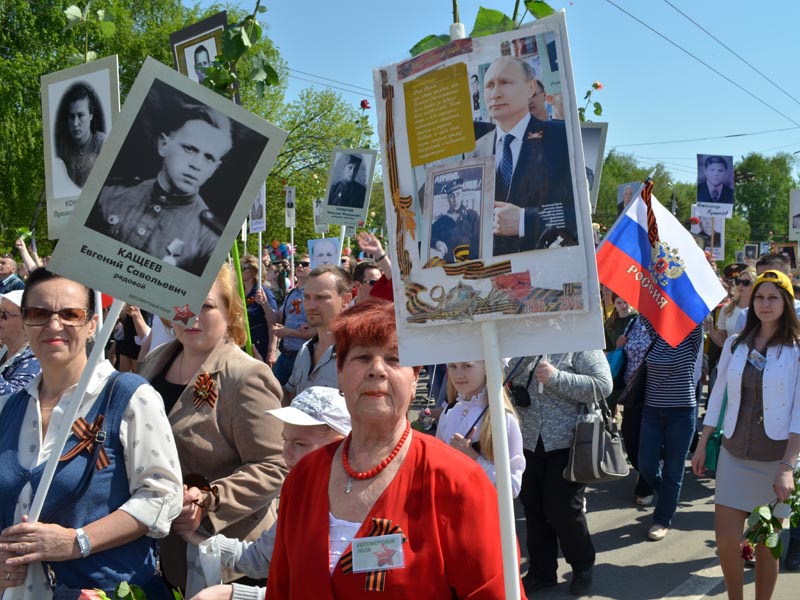 Тысячи жителей Пензы присоединились к акции «Бессмертный полк»