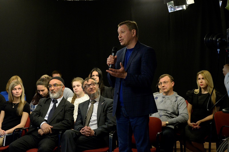 Финальные дебаты в Екатеринбурге (15.04.2016)
