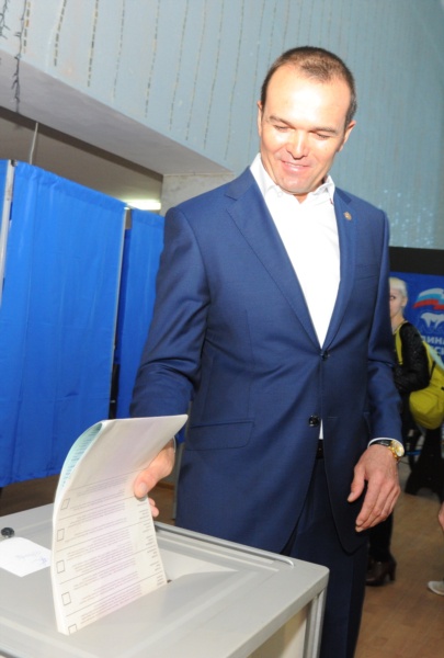 Михаил Игнатьев принял участие в предварительном голосовании политической партии «ЕДИНАЯ РОССИЯ»