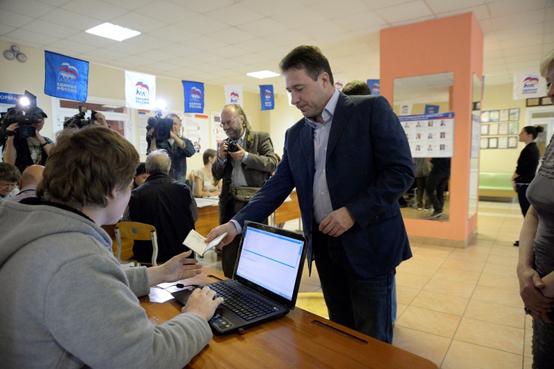 Полномочный представитель президента РФ в Уральском федеральном округе Игорь Холманских